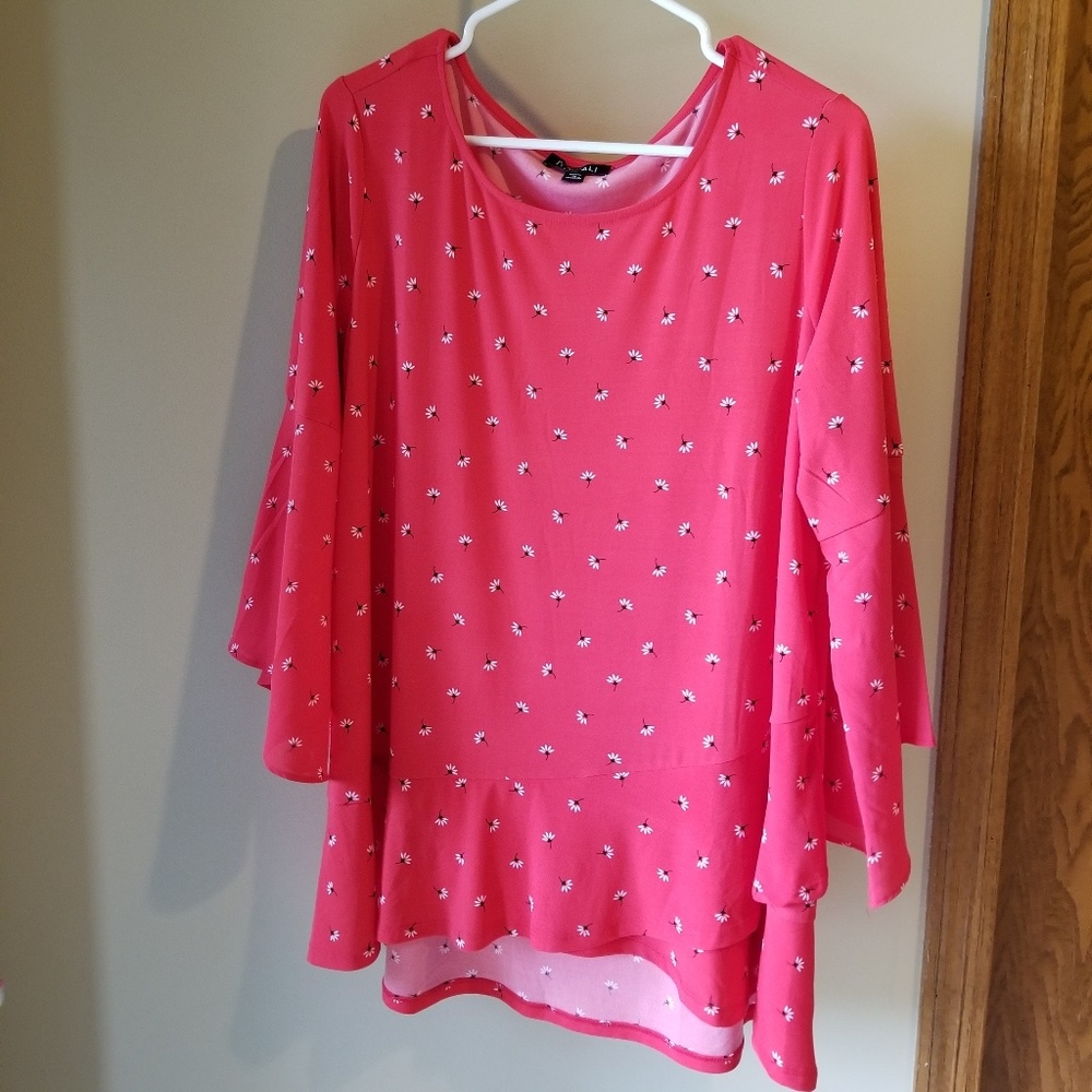 Dress Barn tulip hem blouse, 1X NWOT